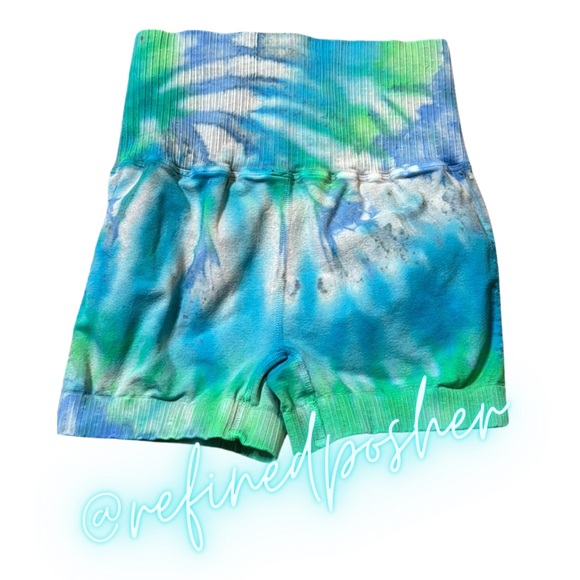 Free People Movement Good Karma Running Shorts size XS/S NEW Iced Grey Tie Dye - Picture 3 of 4